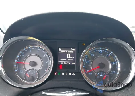 2016 Chrysler Town & Country Touring z USA, uszkodzony, nr VIN 2C4RC1BG1GR141660